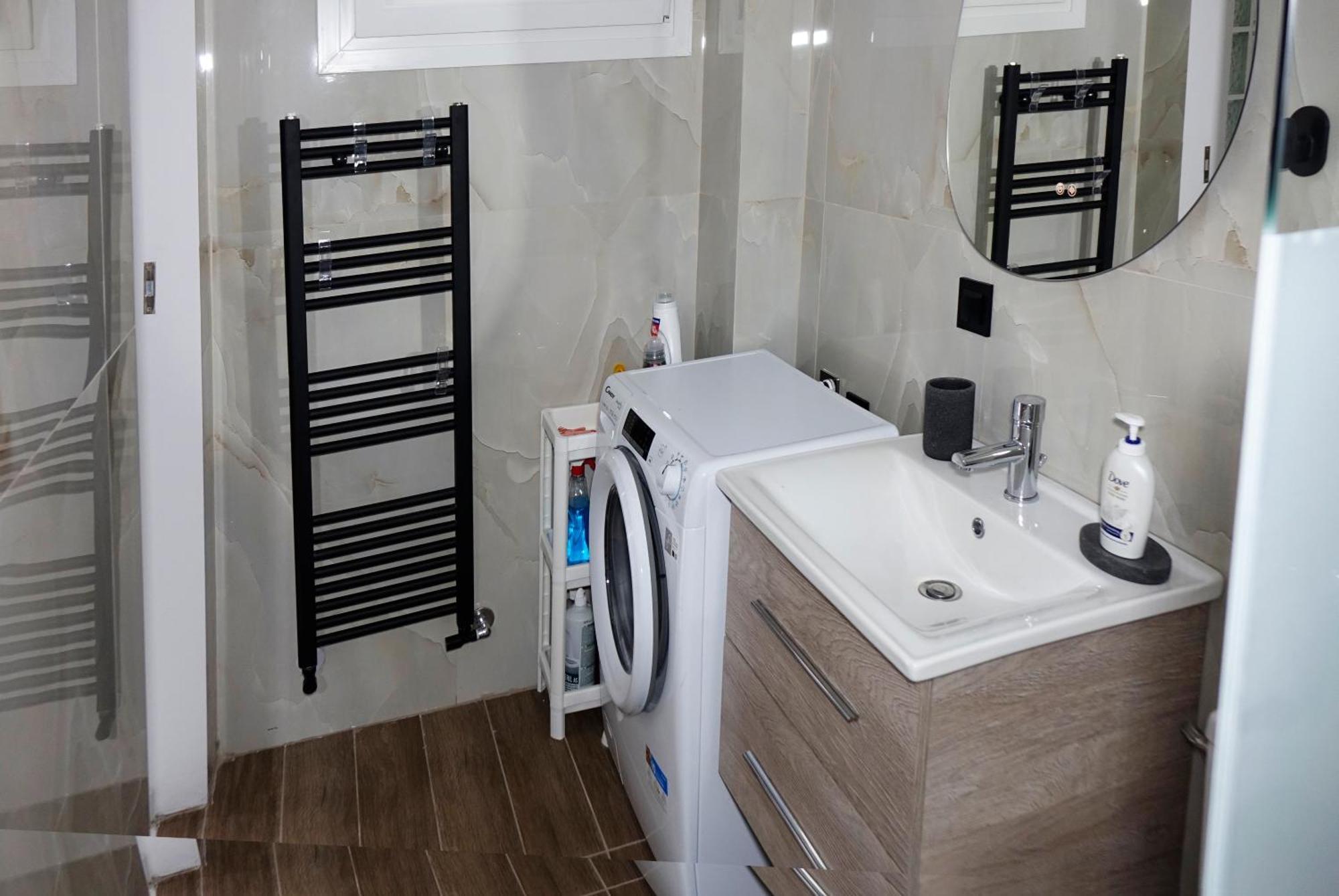 Elpida Appartement *